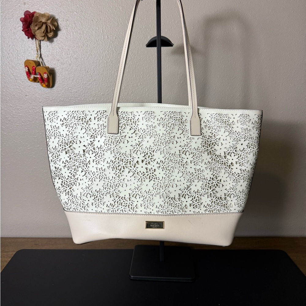 Elegant White Tote Bag